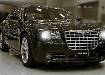 2012 Chrysler 300 SRT8