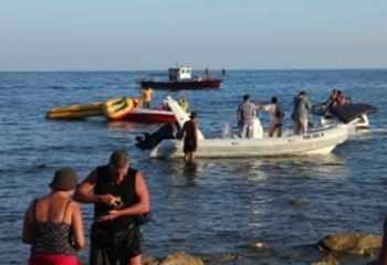 У криму затонув катер з людьми