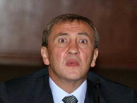 Черновецький залишиться мером Києва незважаючи на подвійне громадянство