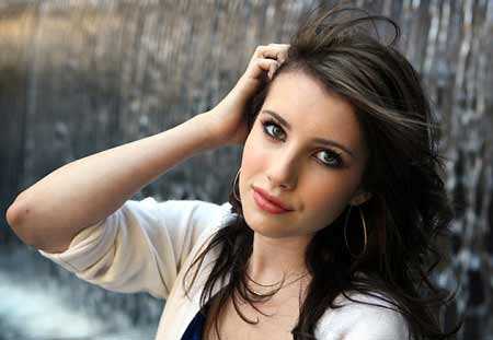 Эмма Робертс