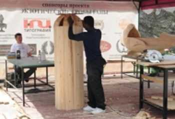 Для росіян роблять труни у вигляді пляшки горілки