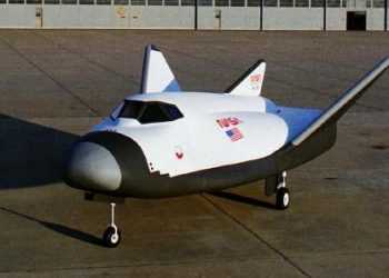 NASA спонсорує новий Міні-шатл