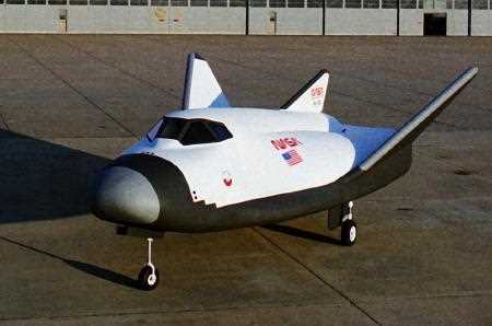 NASA спонсорує новий Міні-шатл