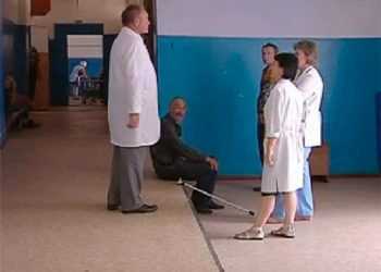 Заступник директора інтернату для інвалідів здавав підопічних в оренду