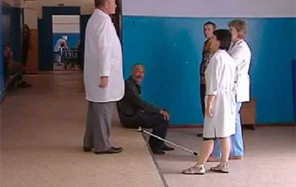 Заступник директора інтернату для інвалідів здавав підопічних в оренду