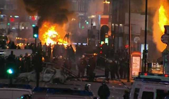 Лондон: спрага правосуддя переросла в спрагу руйнування