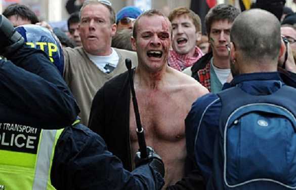 Перша жертва заворушень у Лондоні померла в лікарні