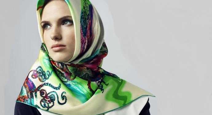 У Туреччині туристів змусять носити мусульманський одяг