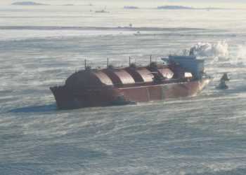 У США горить танкер з пропаном