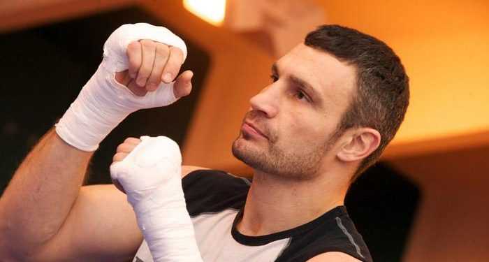 Кличко-старший почав підготовку до бою з Адамеком