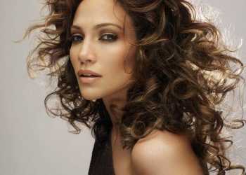 Дженніфер Лопес зустрічається з актором Бредом Купером?