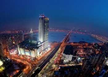 Хмарочос затрясло від фітнесу!