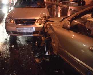 Киянка в ДТП розбила п'ять автомобілів