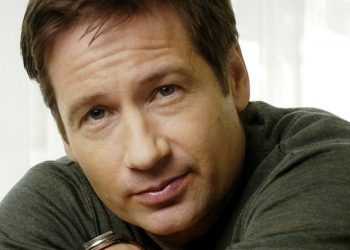 Девід Духовни виконає секретну місію