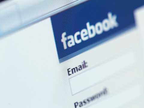 Шахраї використовують Facebook для злому банківських рахунків