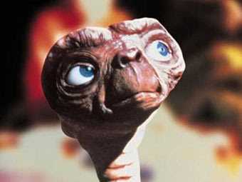 У англійської пенсіонерки вкрали інопланетянина