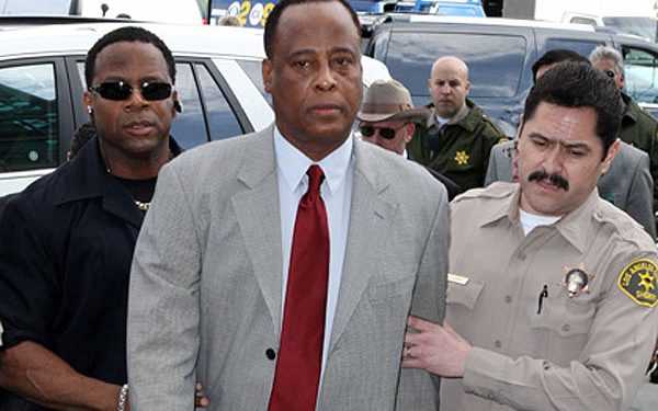 Лікар Мюррей в очікуванні вердикту