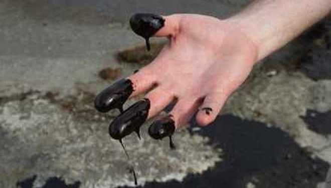 У Грузії з кранів замість води пішла нафта