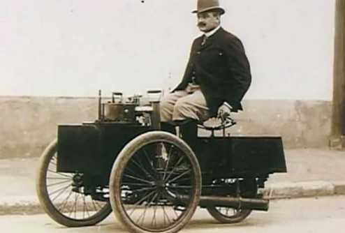 На аукціон виставлено самий старий автомобіль в світі