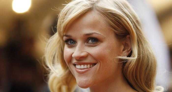 Різ Візерспун потрапила під машину