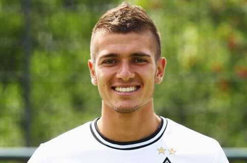 Роман Нойштедтер буде грати за збірну України