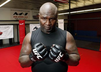 Хрюнов: Джеймс Тоні попросив вертоліт і бензопилу