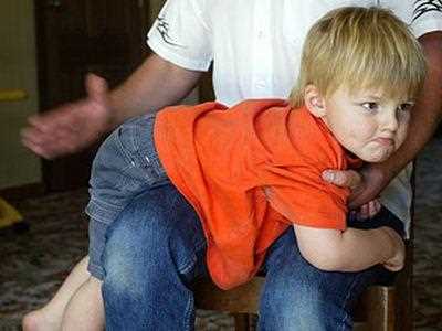 У Британію повертається фізичне покарання школярів