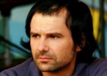 Вакарчук в Луганську відмовився виступати під логотипом Партії регіонів.