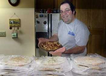 Чоловік проїхав 2253 км, щоб купити піцу