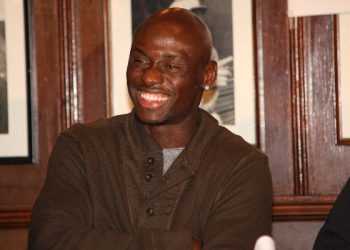 Антоніо Тарвер хоче зустрітися з Хопкінсом, Хеєм або Кличко