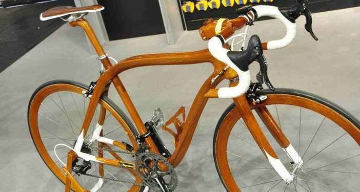 У Британії почали виробництво велосипедів з бамбука