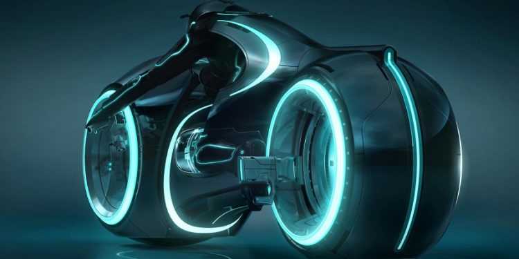 За 33 тисячі фунтів надійшов у продаж футуристичний супербайк з фільму