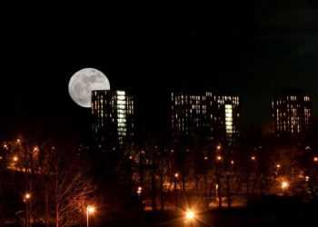 Британець звернувся в службу порятунку через Місяць