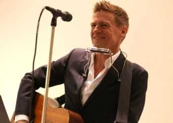 До Львова їде Браян Адамс