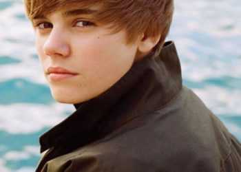 Джастін Бібер чудом врятувався від ошалілих фанаток