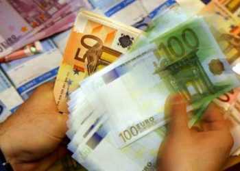 1 жовтня затримали міліціонера за підозрою в отриманні 100 тис. гривень хабара