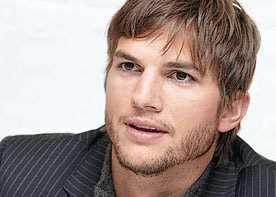 У Ештона Катчера вимагають гроші