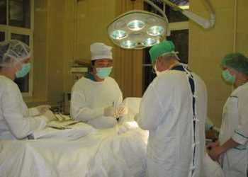 В Запоріжжі клініку, де пластичні хірурги вбили жінку, позбавили ліцензії