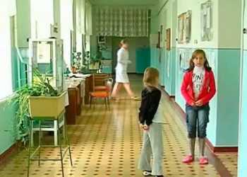 В Краснодоні діти отруїлись в гімназії, порушено кримінальну справу