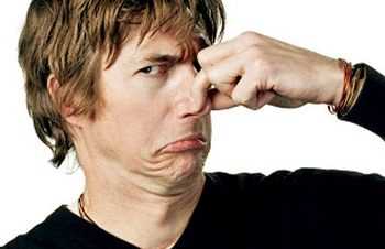 В мера Львова 3 пояснення неприємного запаху в місті