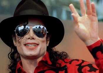 Майкл Джексон перший у списку найбагатших