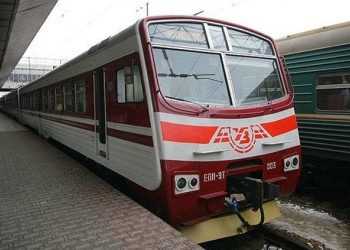 Мер Києва випробував міську електричку