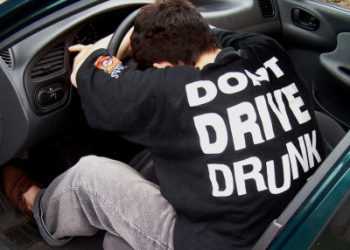 В Дніпродзержинську п`яний водій зніс огорожу