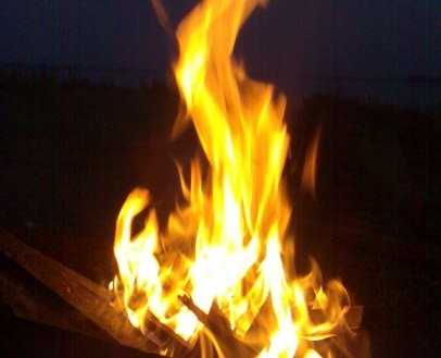 В Миколаєві рятувальники врятували від пожежі 5 чоловік, серед них –маленька дитина