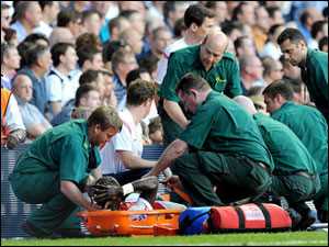 Захисник лондонського Арсеналу зламав ногу