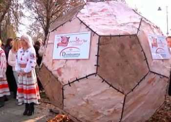 Українці прославилися на весь світ футбольним м'ячем із сала