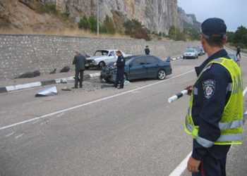В Криму сталось ДТП, загинула жінка, її діти та чоловік – у важкому стані