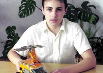 Український школяр отримав патент на літаючий електромобіль