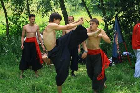 В Тернополі на Покрову відбувся козацький рукопаш