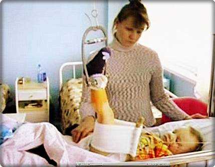 Жінка викинула з 3-го поверху власне 6-мічячне немовля